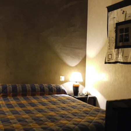 Belleville Hotel